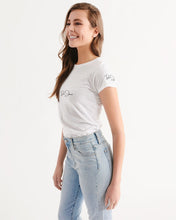Load image into Gallery viewer, DeJaue Logo Women's Tee