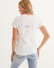 Load image into Gallery viewer, DeJaue Logo Women's Graphic Tee